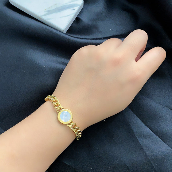 Europe and America ins Unique Black Chain Titanium Steel Bracelet for Women, Versatile, Simple, High-End, Fashionable Bracelet as Popular Among European and American Bloggers
