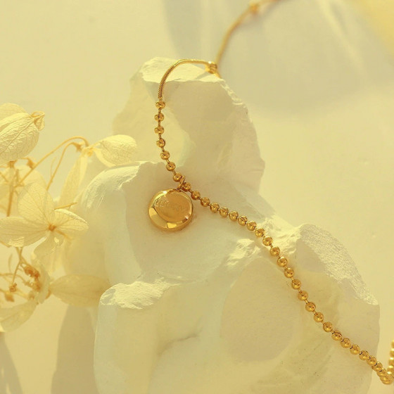 2026 Fashion Gold Tone Four-Leaf Clover Necklace - Lightweight Titanium Steel Clavicle Chain